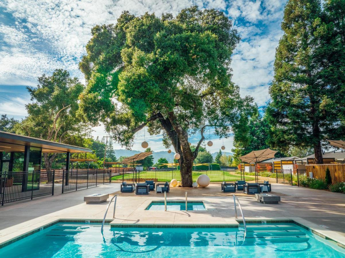The Ruse Hotel Healdsburg Exterior photo