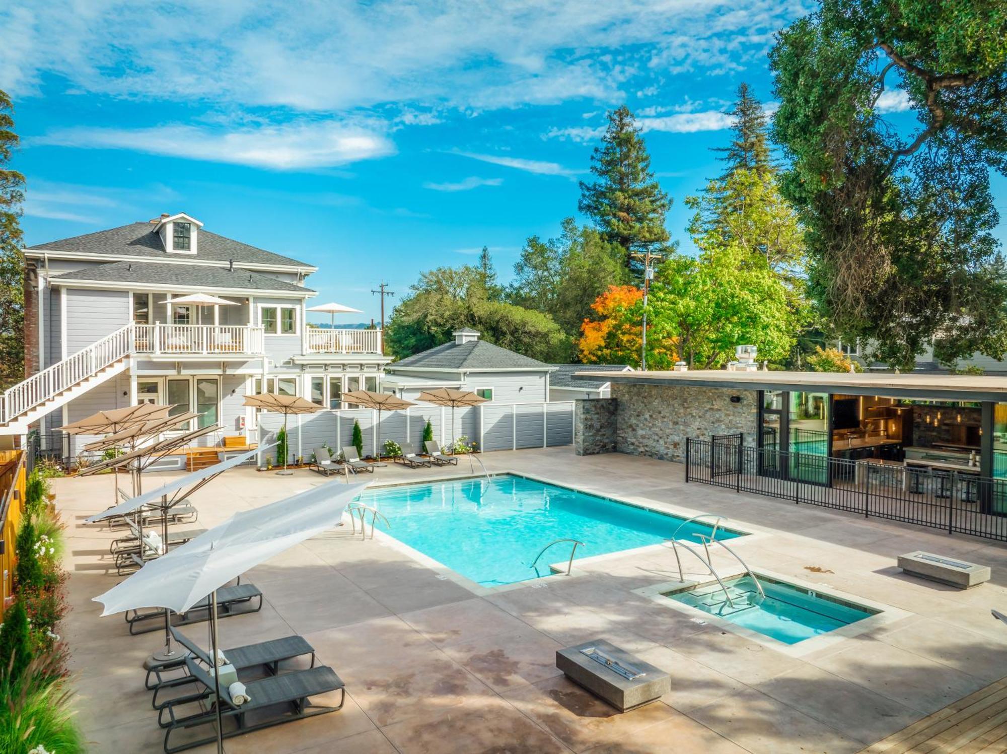 The Ruse Hotel Healdsburg Exterior photo